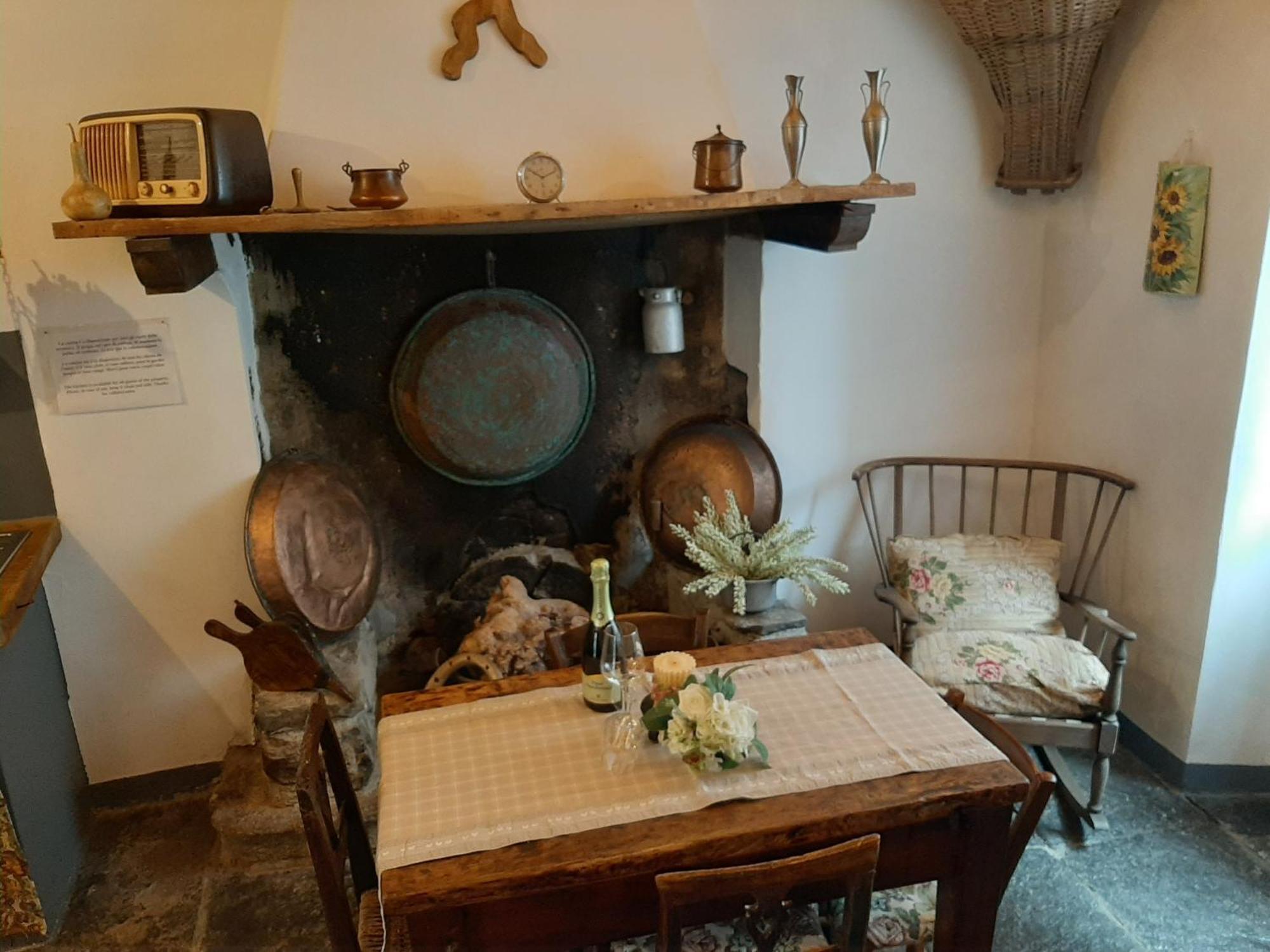 Hotel Antica Calvasino à Lezzeno Extérieur photo