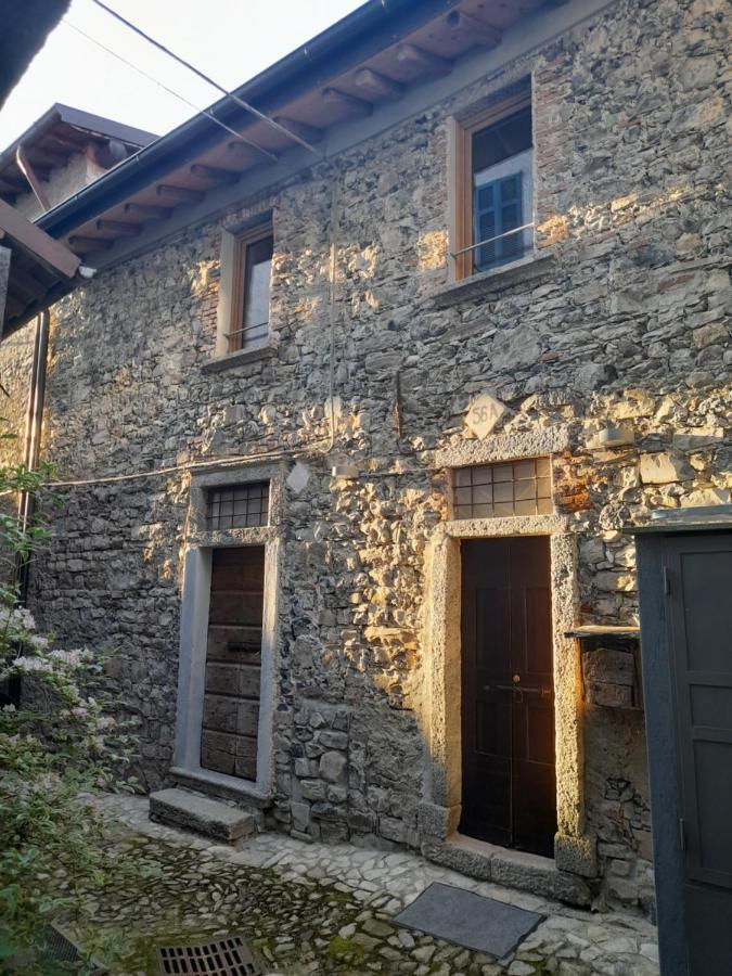 Hotel Antica Calvasino à Lezzeno Extérieur photo
